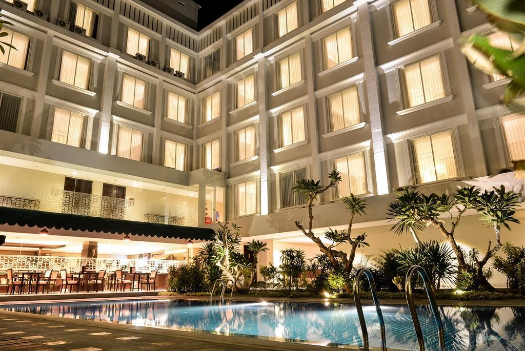 Lynn Hotel By Horison Jogyakarta Zewnętrze zdjęcie