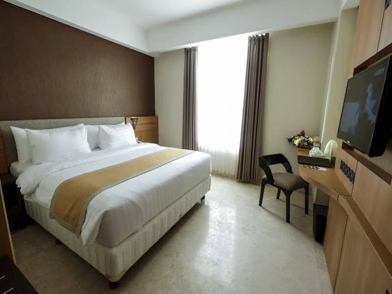 Lynn Hotel By Horison Jogyakarta Zewnętrze zdjęcie